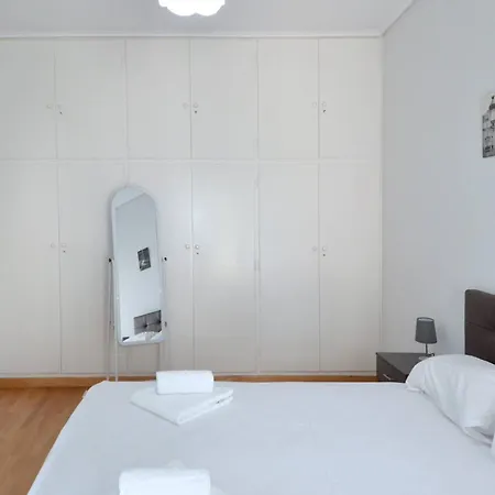 Apartamento A Spacious Minimal Apatment At Chalandri